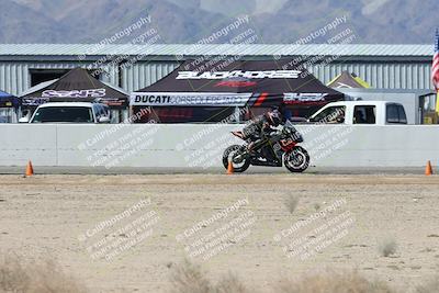 media/Oct-05-2025-CVMA (Sun) [[beeef4f201]]/Race 10-Formula Lightweight Twins Shootout/